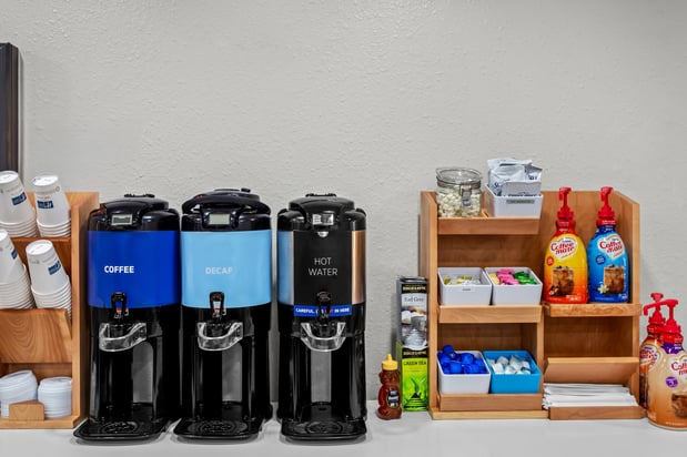 Images Holiday Inn Express & Suites Charleston-Southridge by IHG