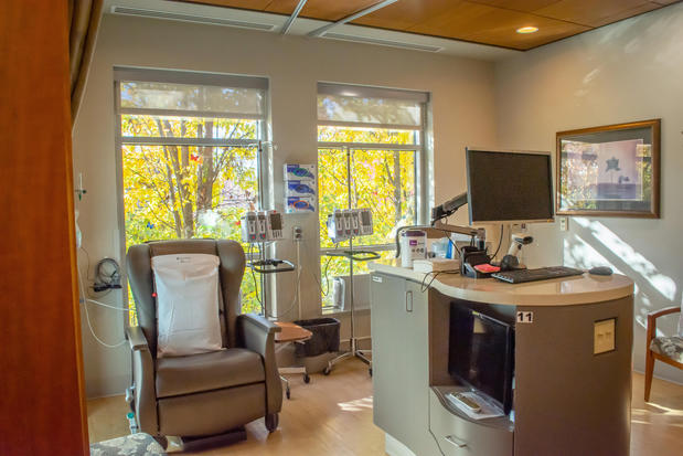 Images Providence St. Mary Regional Cancer Center