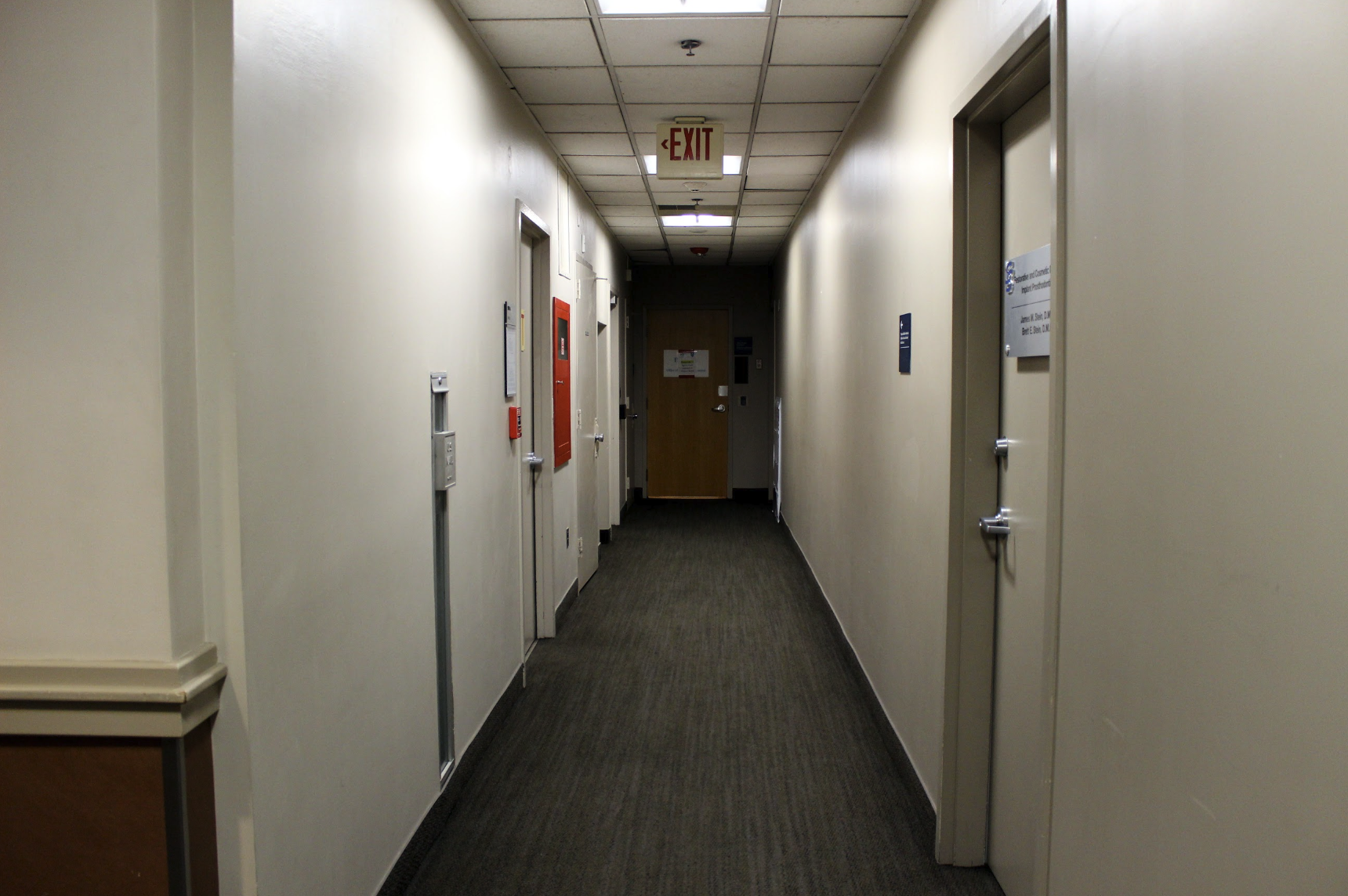 Hallway of James M. Stein, DMD | Boston, MA
