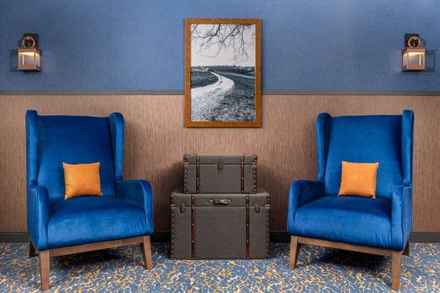 Images Hotel Westport Kansas City, Tapestry Collection by Hilton