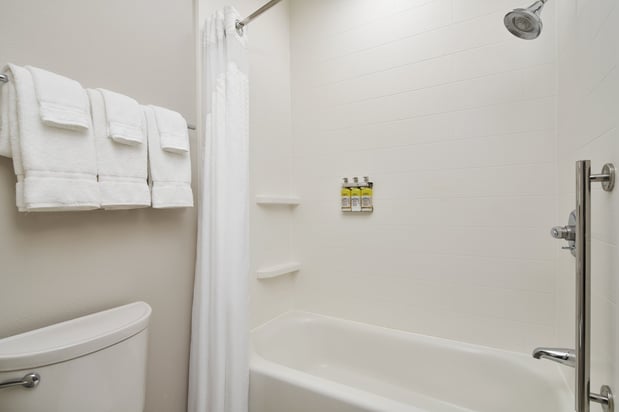 Images Holiday Inn Express Building 6007