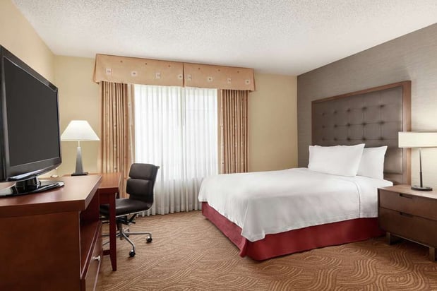 Images Homewood Suites by Hilton Oakland-Waterfront