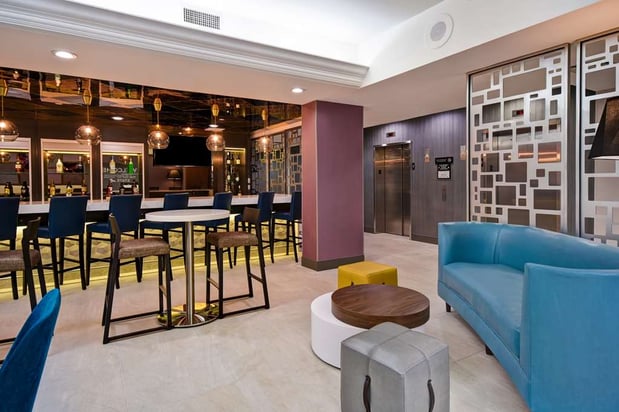Images Hampton Inn NY-JFK