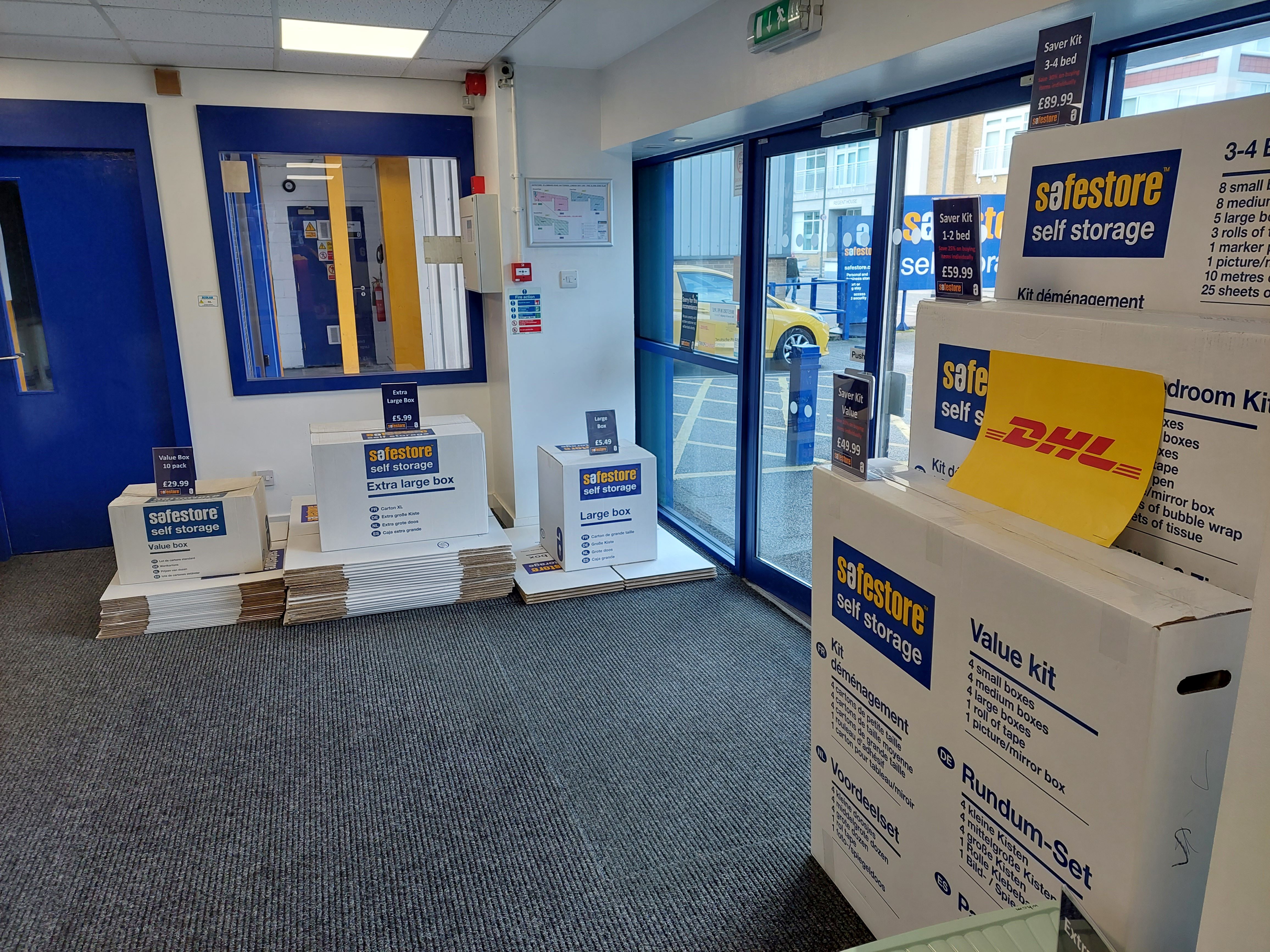 Images DHL Express Service Point (Safestore Battersea Lombard)