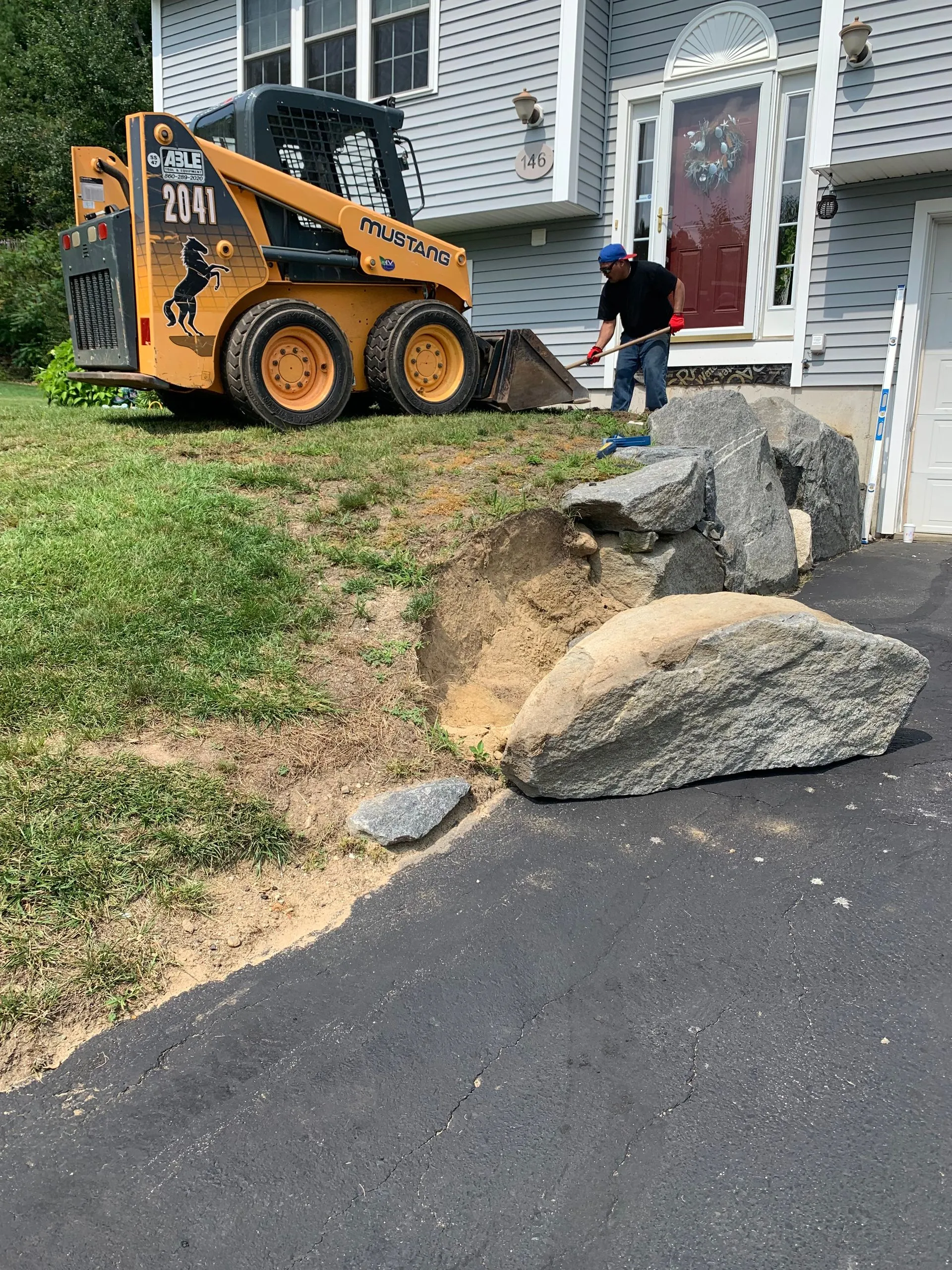 R & M Construction Landscaping Inc Image