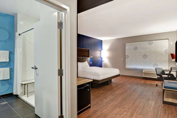 Images Tru by Hilton Middletown