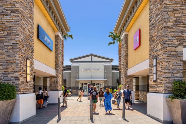Images San Francisco Premium Outlets