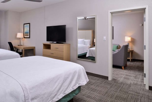 Images Homewood Suites by Hilton Des Moines Airport
