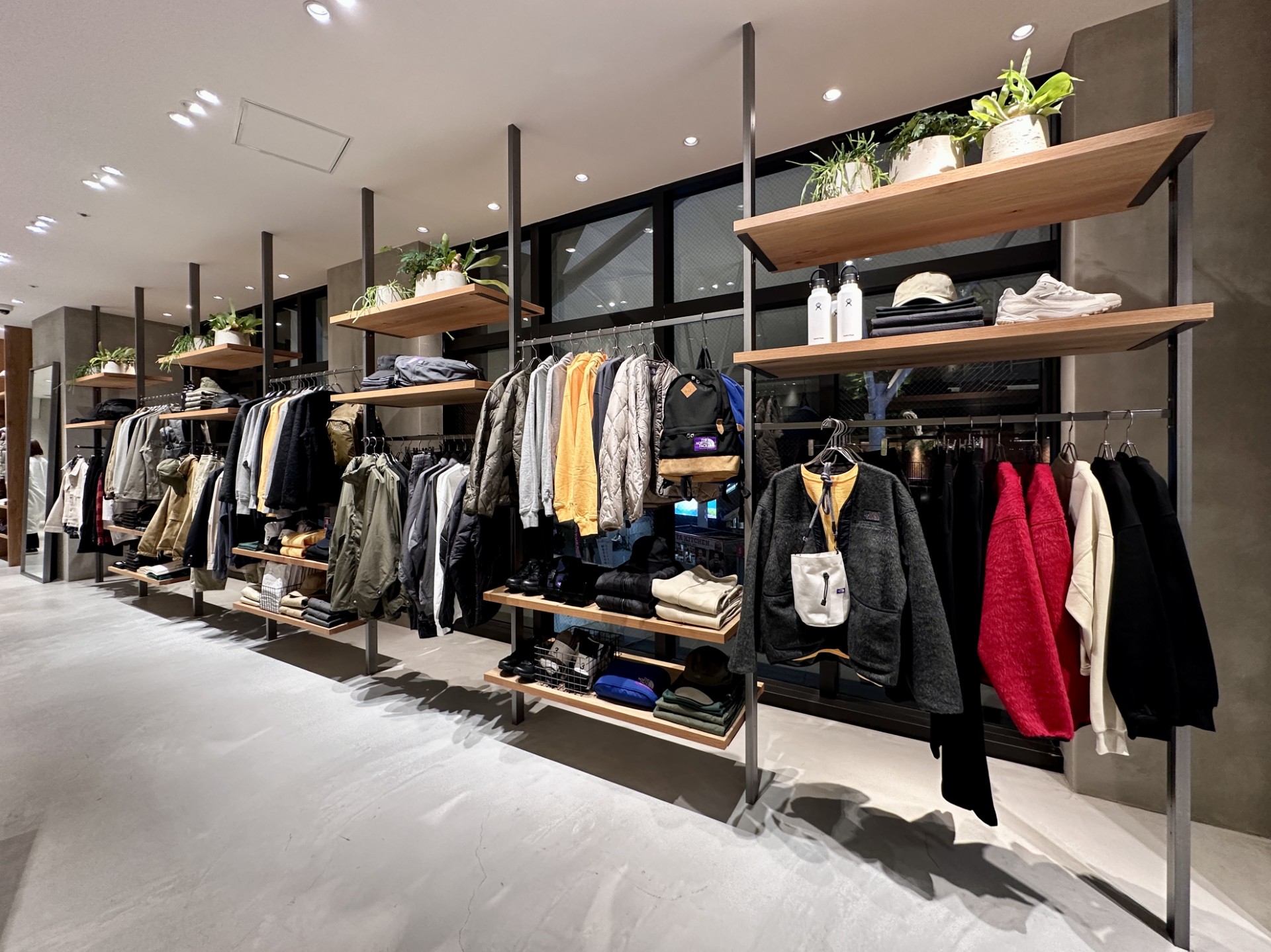 Images THE NORTH FACE+ (ザ・ノース・フェイス プラス) アミュプラザ長崎