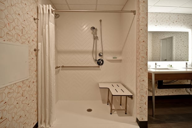 Images Holiday Inn Lancaster by IHG