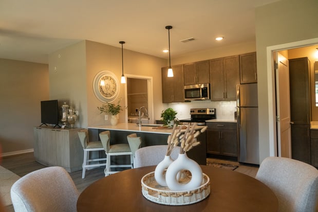 Images Vicinity at Memorial Pointe Apartments