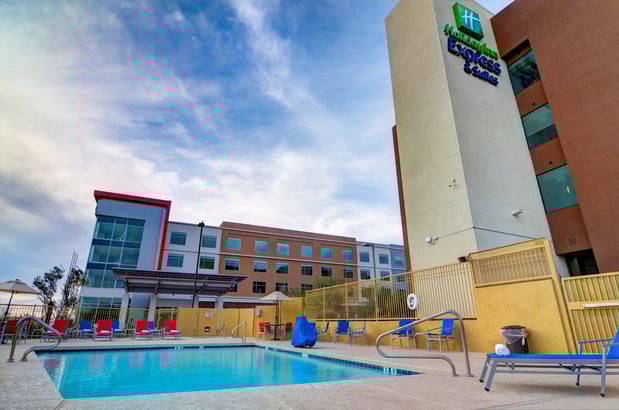 Images Holiday Inn Express & Suites Phoenix North - Scottsdale by IHG