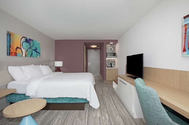 Images Hilton Garden Inn Omaha Aksarben Village