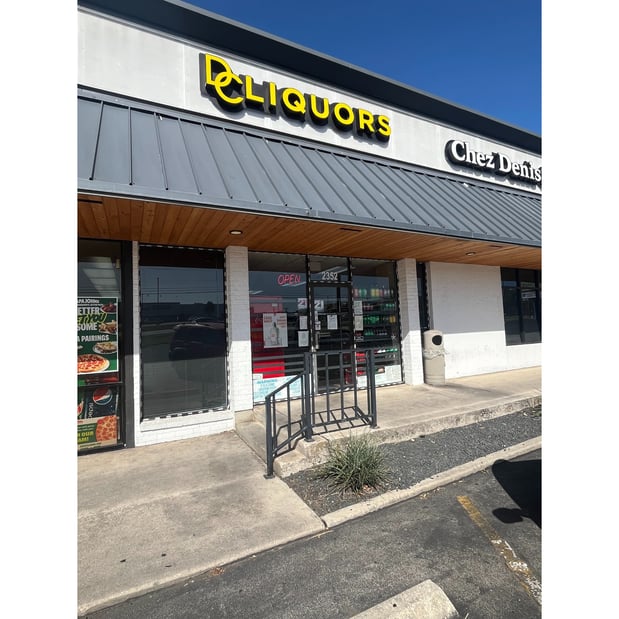Images DC Liquors - NW Military