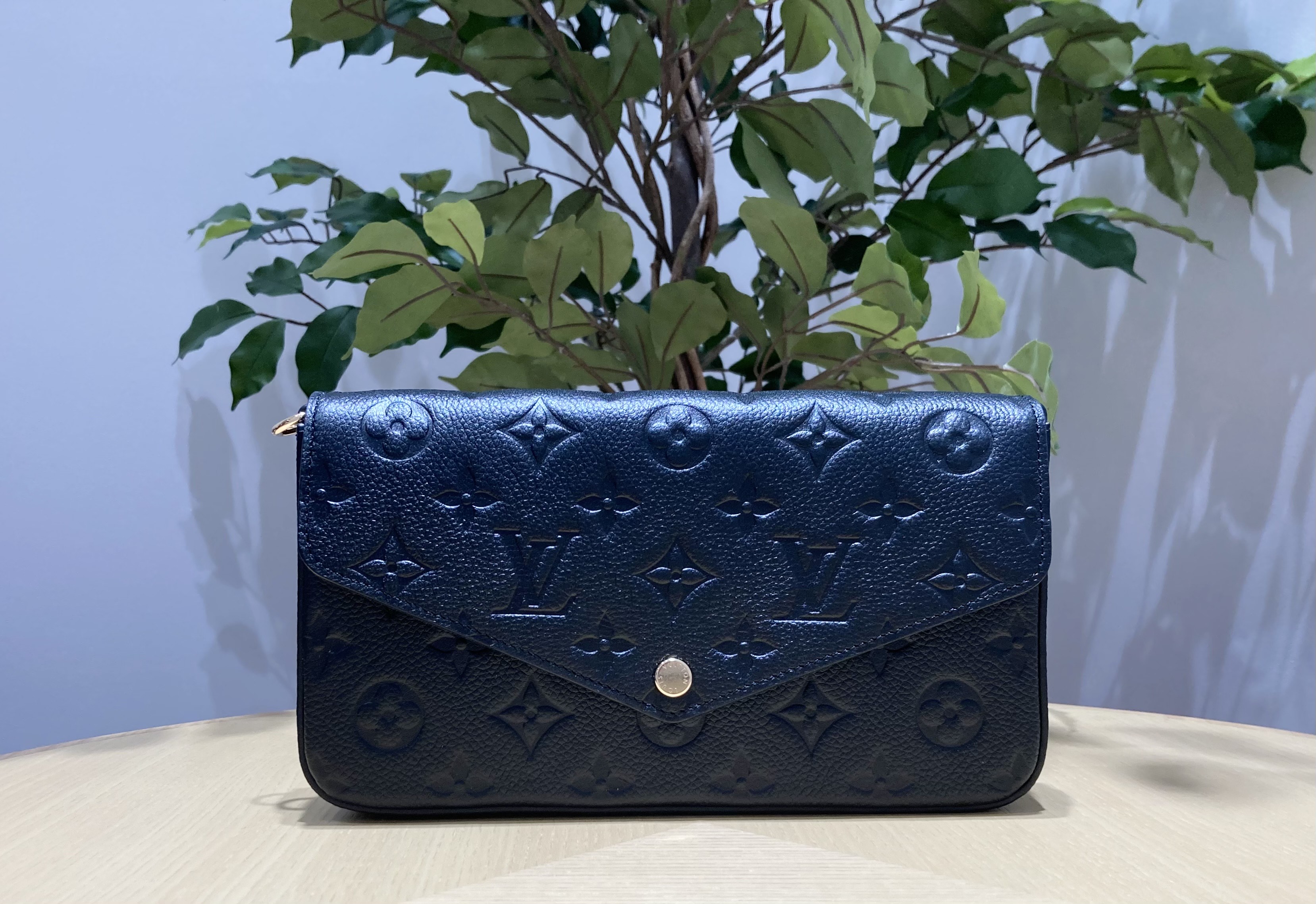 Images KOMEHYO（コメ兵）買取センターアミュプラザくまもと