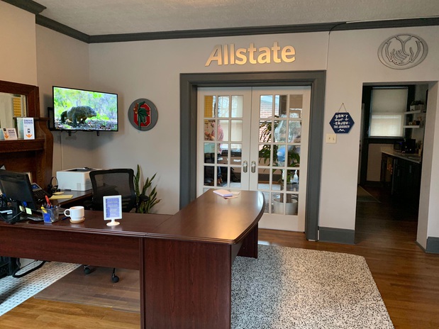 Images Nicholas Colhoun: Allstate Insurance