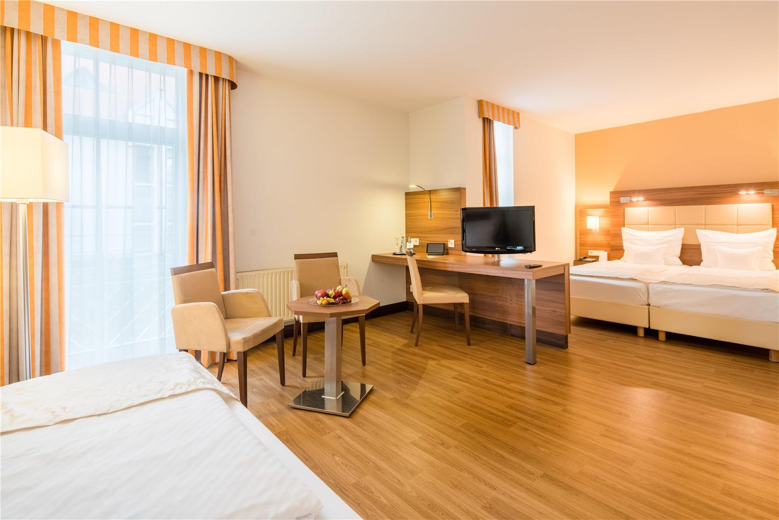 Best Western Plus Hotel Am Schlossberg, Europastrasse 13 in Nuertingen