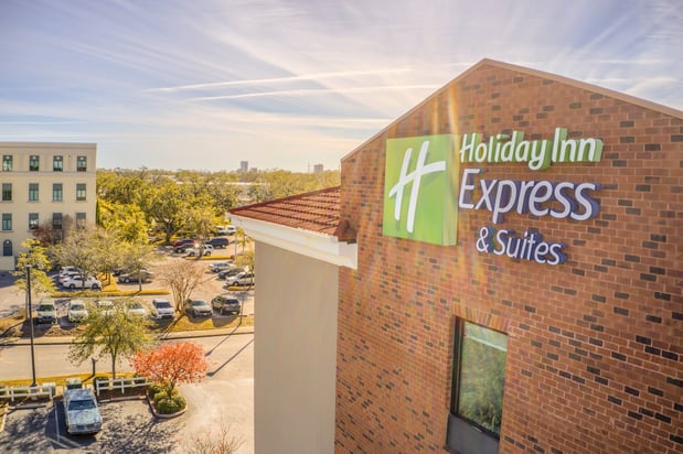 Images Holiday Inn Express & Suites Gulf Shores by IHG