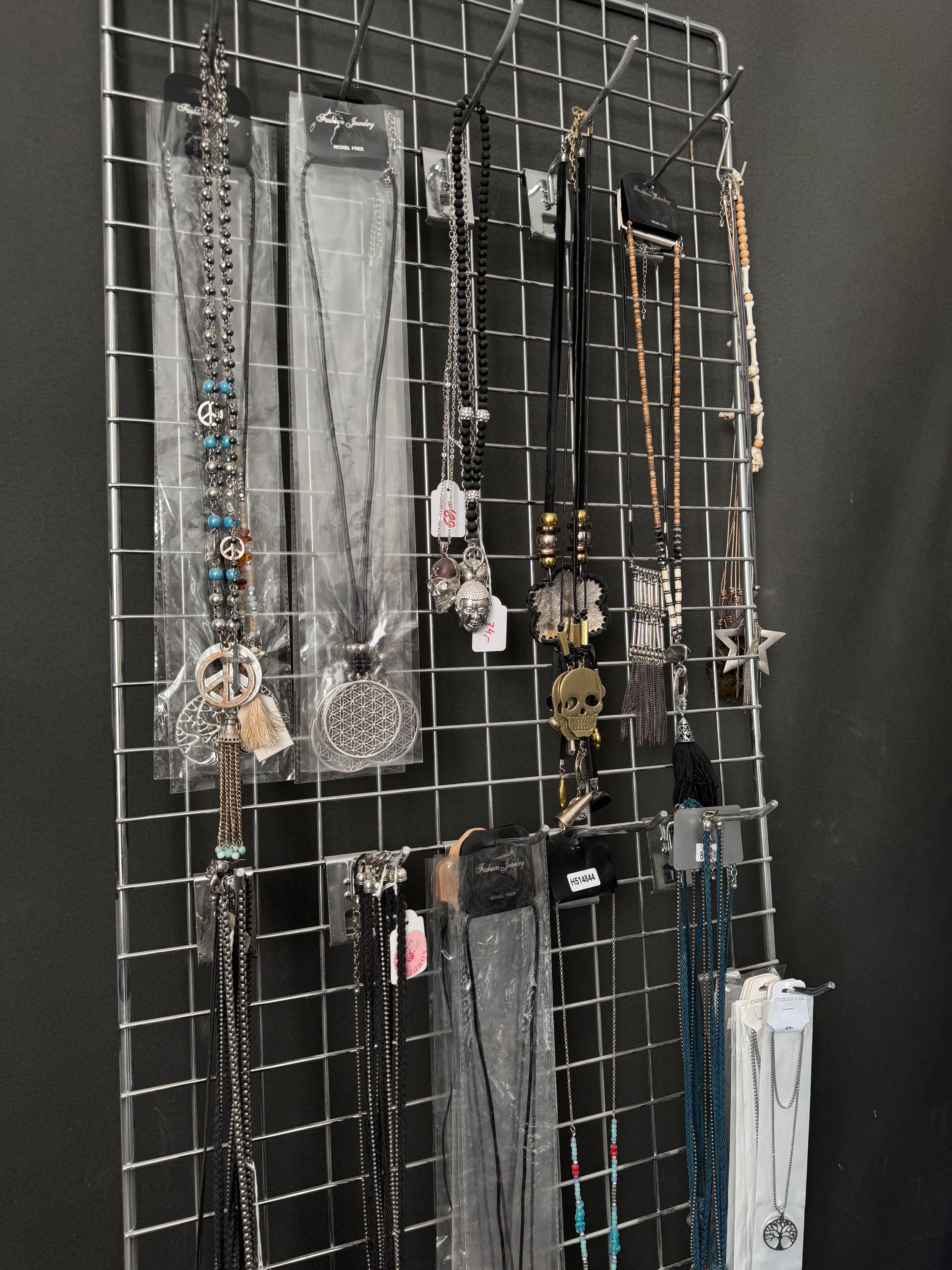 Manoja Esoterik, Wikingerstraße 41 in Offenbach Am Main