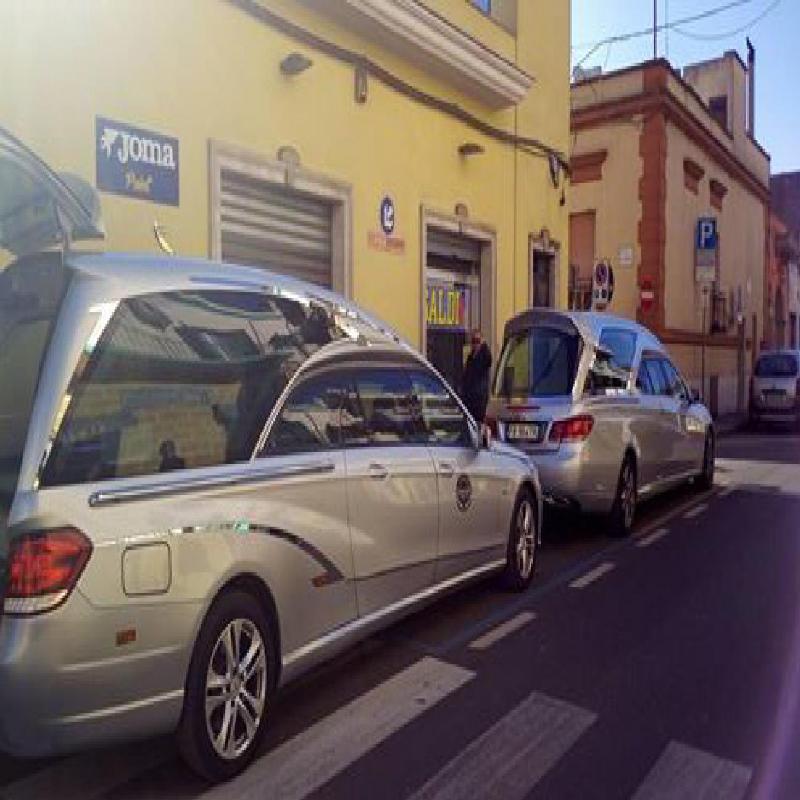 Images Onoranze Funebri  e Fioreria Pichierri Cosimo & Figli