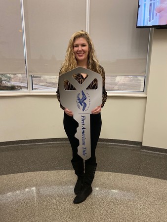 Images Elise Stansel: Allstate Insurance