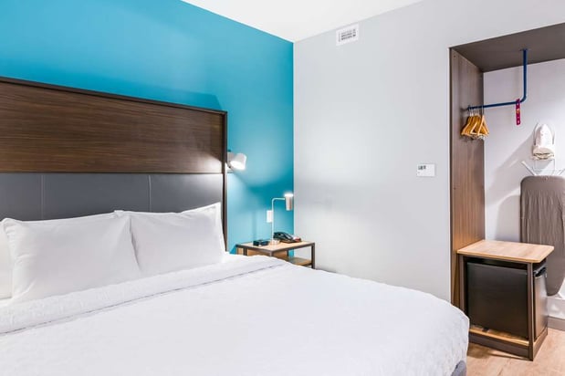 Images Tru by Hilton Midland