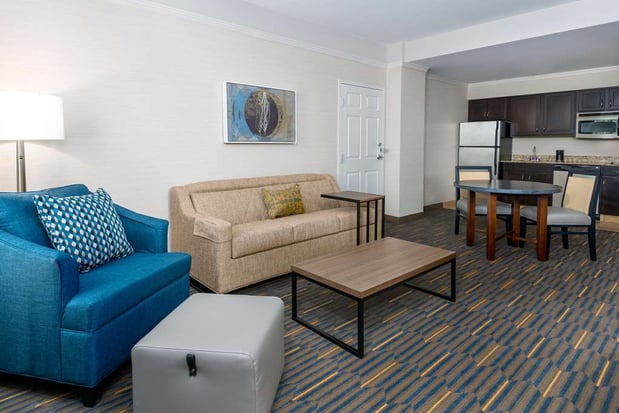Images Hampton Inn & Suites Buffalo Downtown