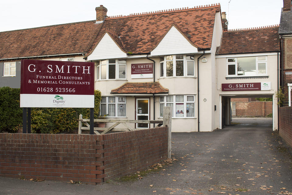 Images G Smith Funeral Directors