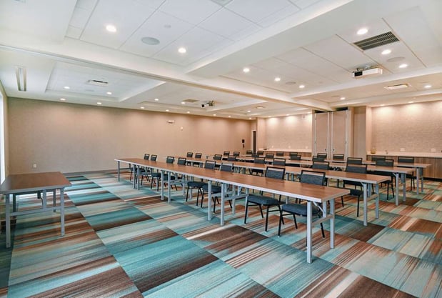 Images Home2 Suites by Hilton Beloit