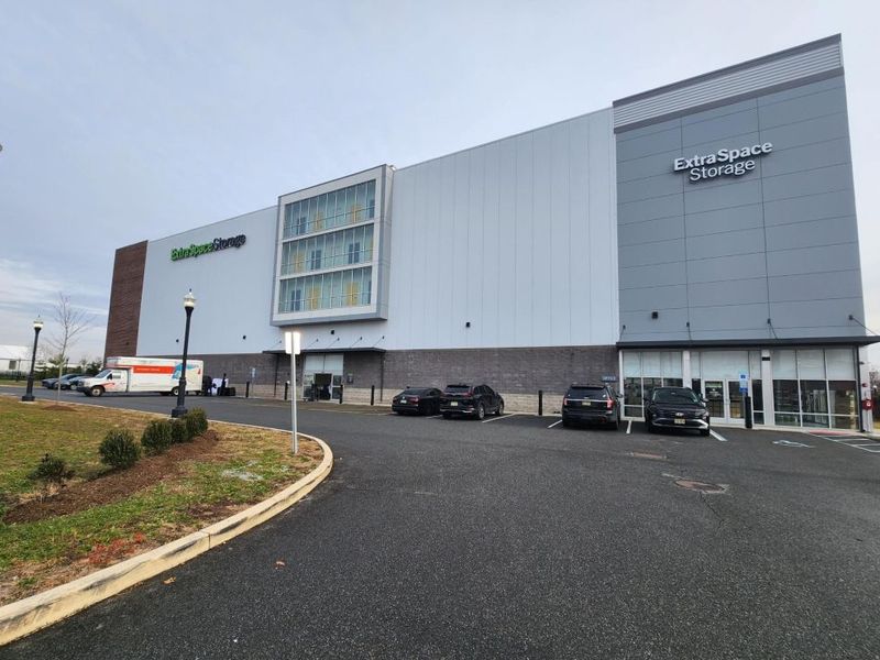 Extra Space Storage Image