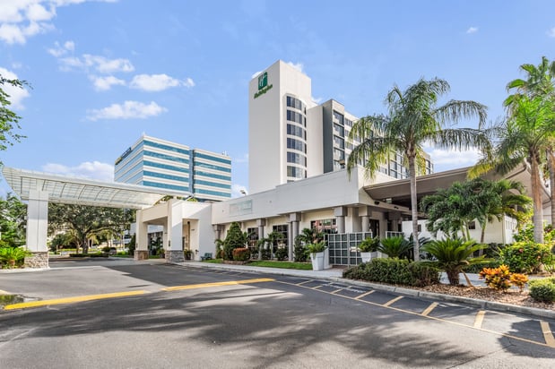 Images Holiday Inn Tampa Westshore - Airport Area by IHG