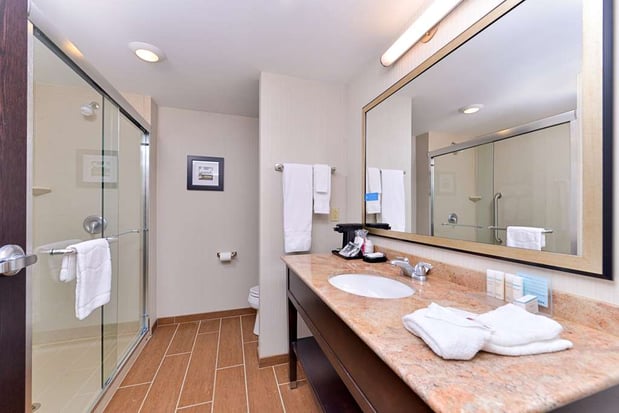 Images Hampton Inn & Suites California University-Pittsburgh