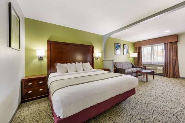 Images SureStay by Best Western Deer Park