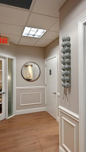 Modern Dentistry of Jupiter office interior