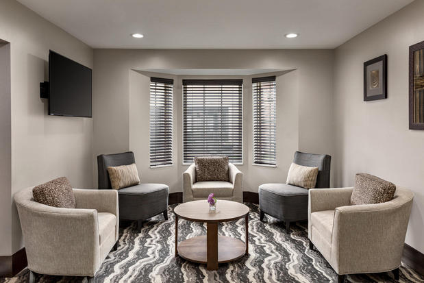 Images Staybridge Suites Fort Wayne by IHG