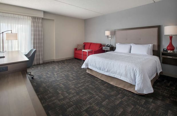 Images Hampton Inn Boston-Logan Airport