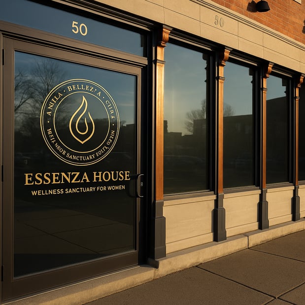 Images Essenza House LLC