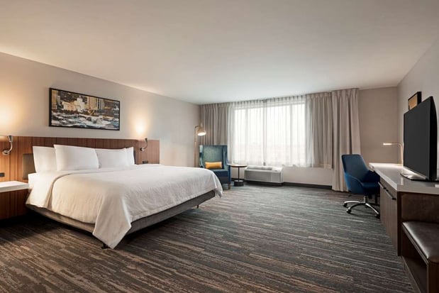 Images Hilton Garden Inn Milwaukee Brookfield Conference Center