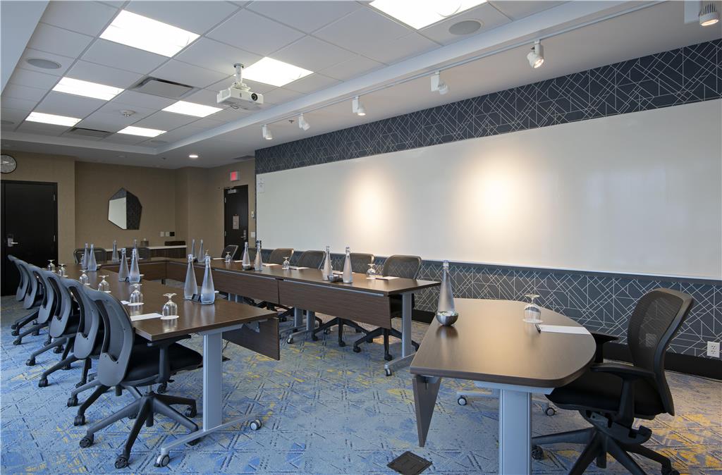 Images DoubleTree by Hilton Hotel West Edmonton