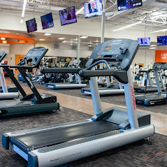 Cardio equipment at FITWORKS Rocky River.
