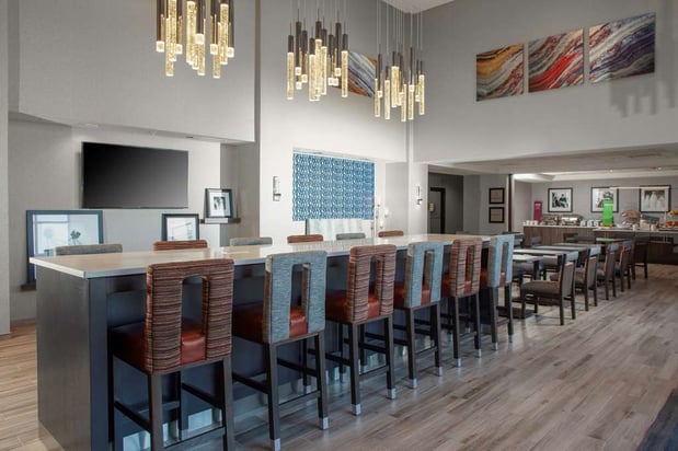 Images Hampton Inn & Suites Chicago-Burr Ridge