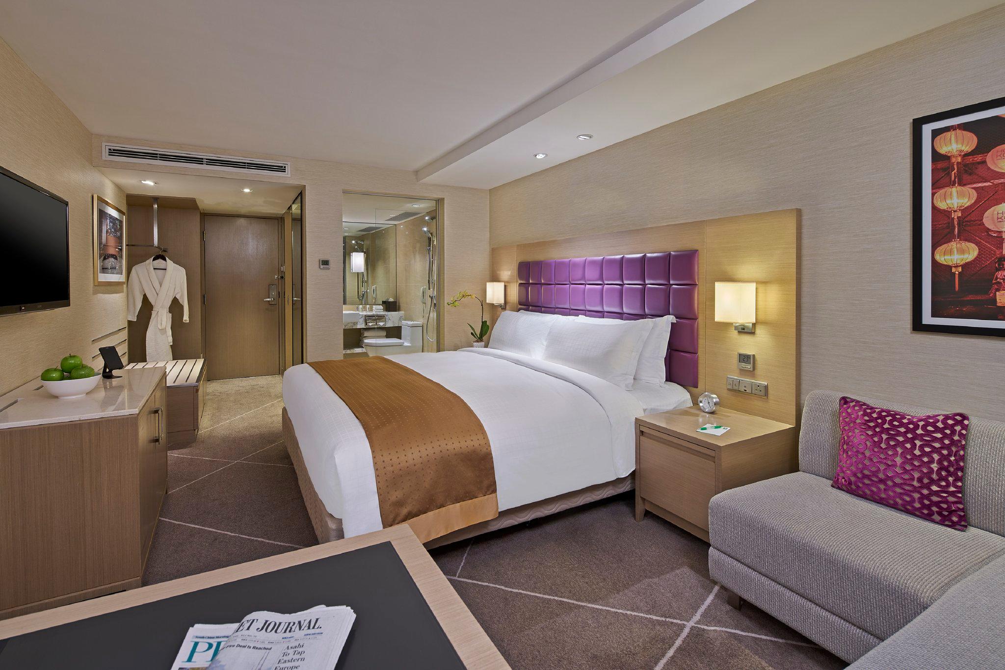 Images Holiday Inn Golden Mile Hong Kong, an IHG Hotel