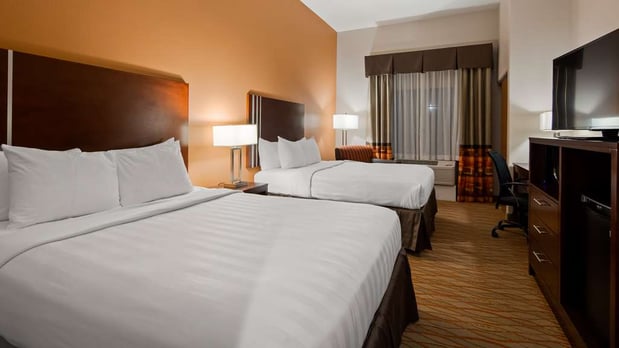 Images Best Western Plus Spring Inn & Suites