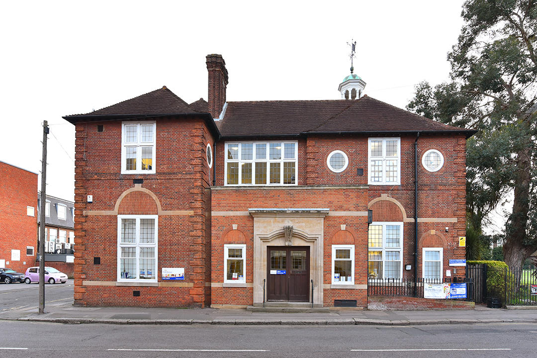 Bright Horizons Weybridge Day Nursery and Preschool Weybridge 03300 579014