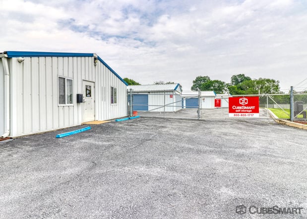 Images CubeSmart Self Storage