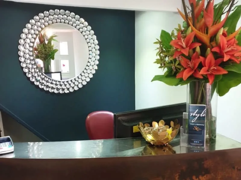 Images Style Hair & Beauty