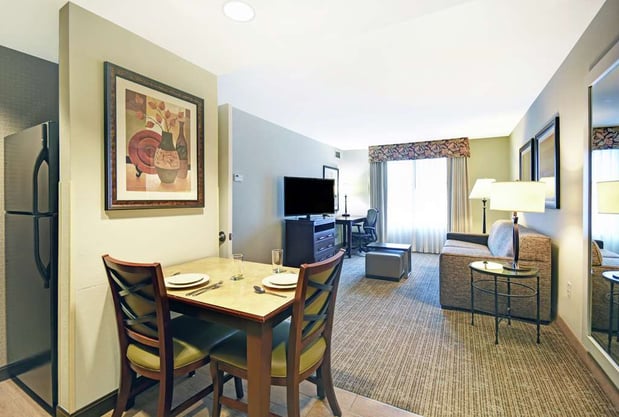 Images Homewood Suites by Hilton Denver International Airport