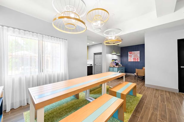 Images Spark by Hilton Longview