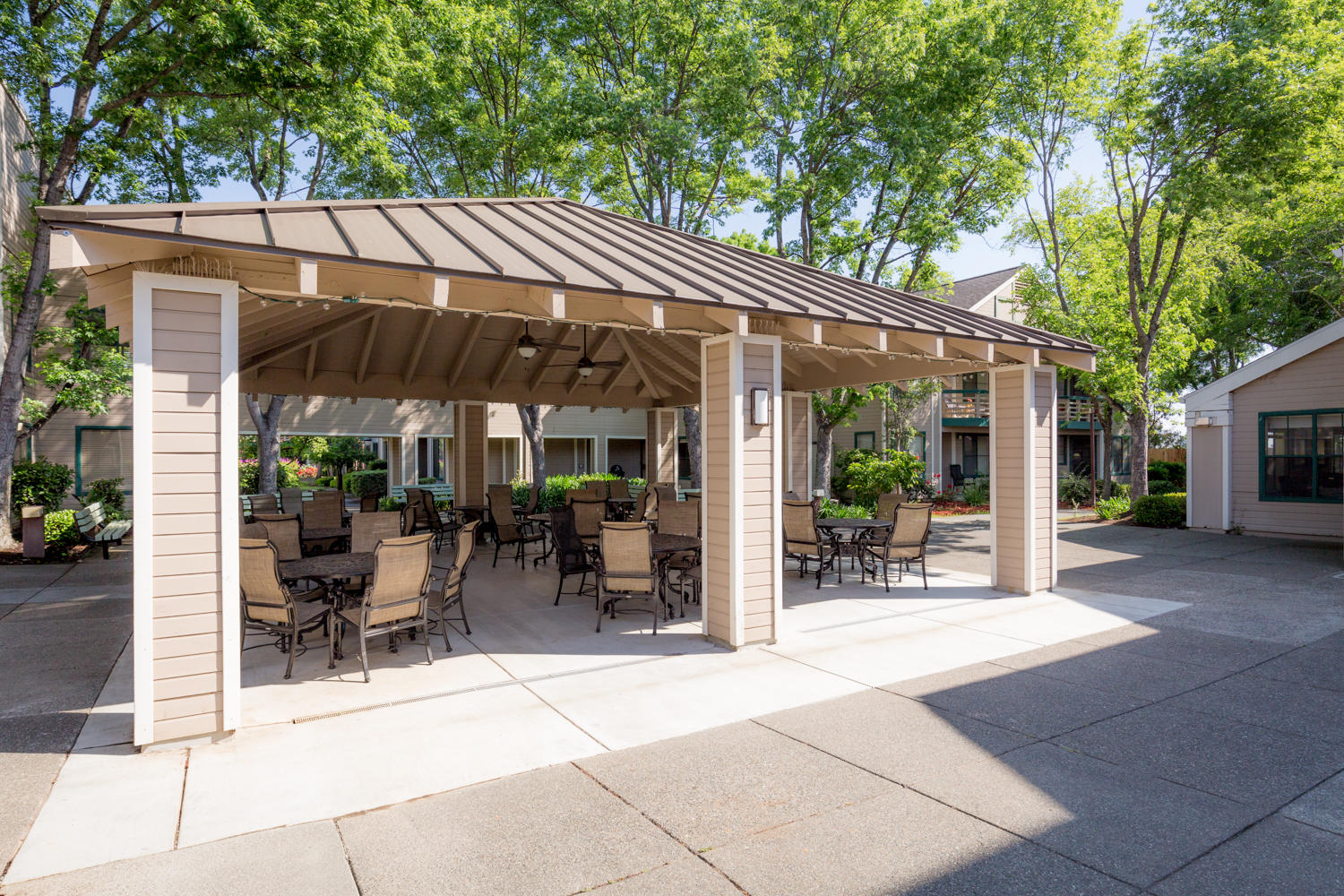 Outdoor Courtyard Seating