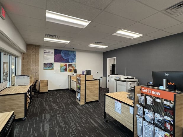 Images FedEx Office Print & Ship Center